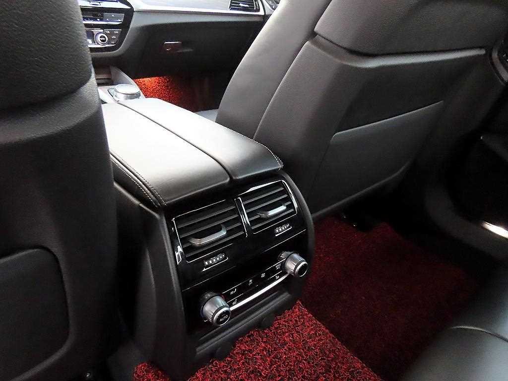 BMW 5시리즈 5시리즈 (G30) 530i M 스포츠 플러스 이미지 15