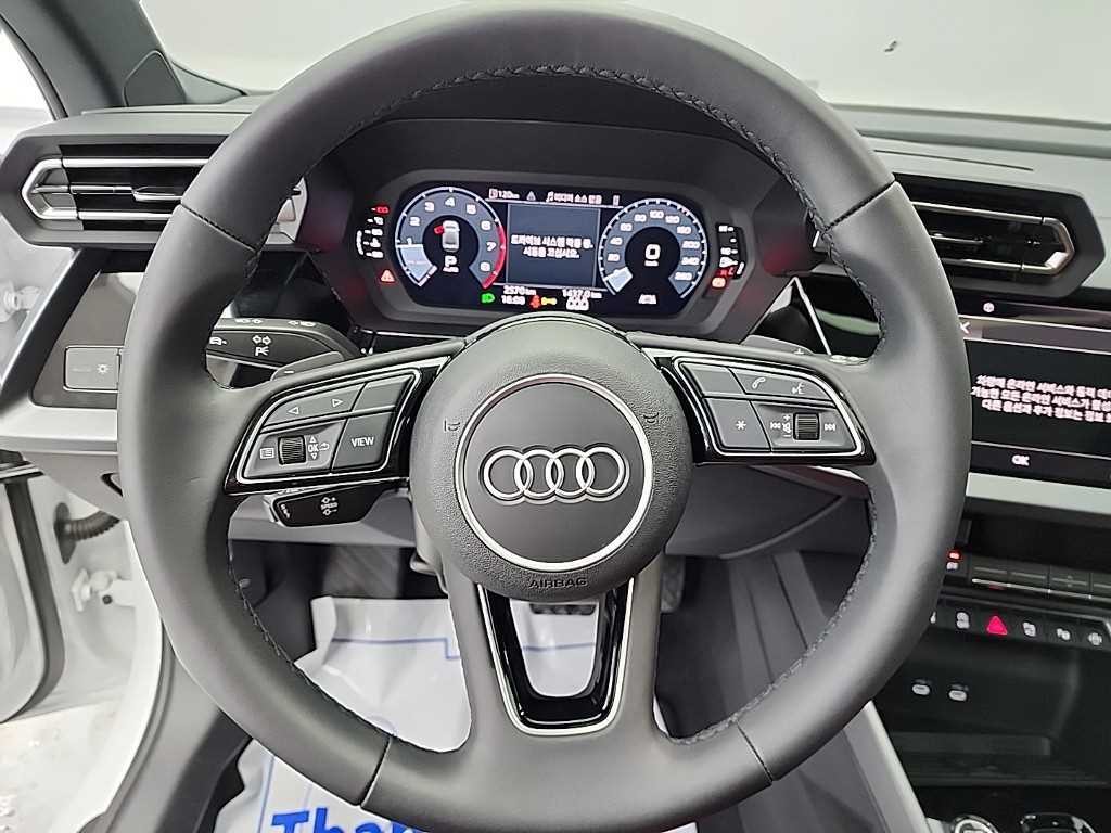 아우디 A3 A3(8Y) 40 TFSI 이미지 9