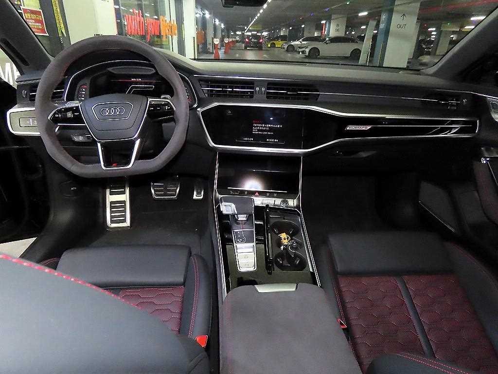 아우디 RS7 RS7 (4K) 4.0 TFSI  콰트로 퍼포먼스 이미지 10