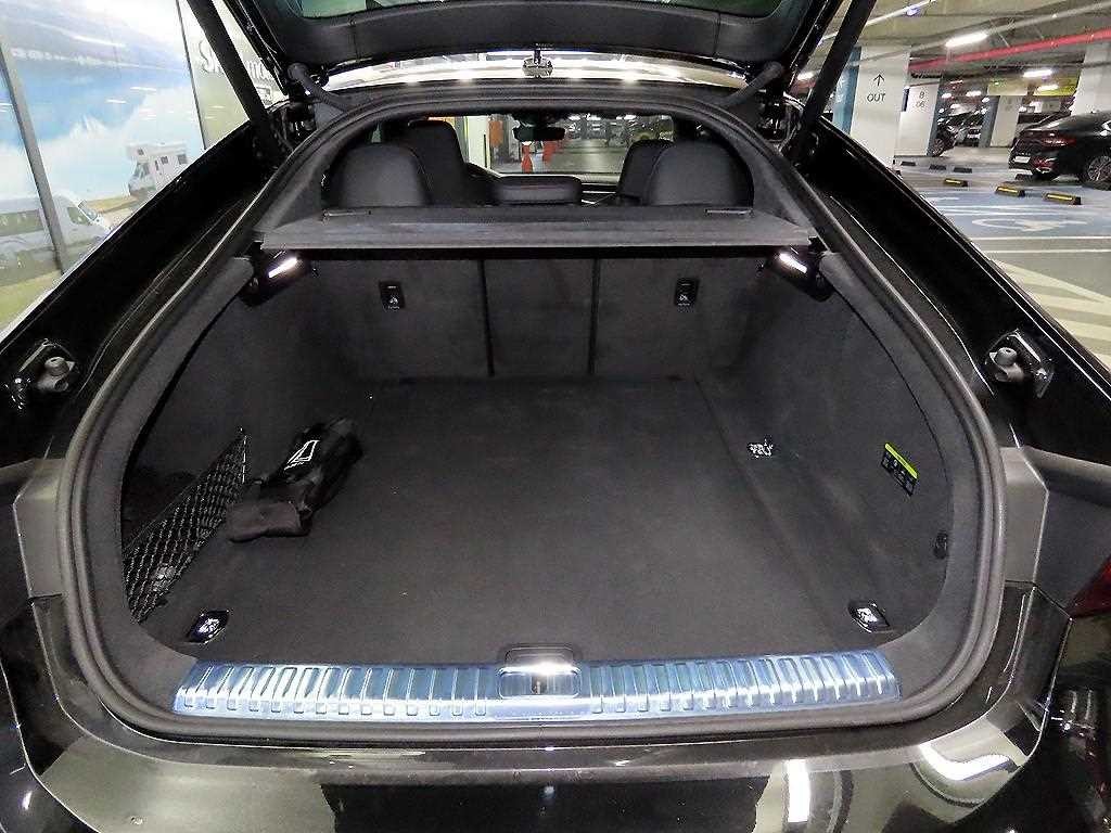 아우디 RS7 RS7 (4K) 4.0 TFSI  콰트로 퍼포먼스 이미지 16