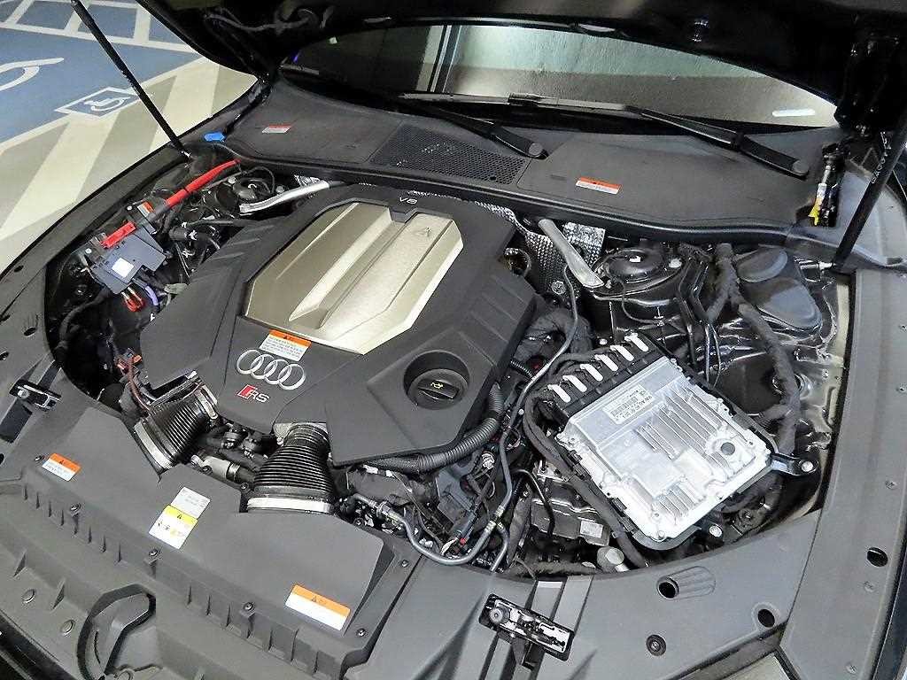 아우디 RS7 RS7 (4K) 4.0 TFSI  콰트로 퍼포먼스 이미지 19