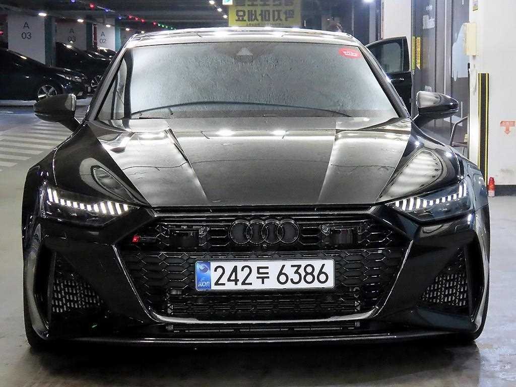 아우디 RS7 RS7 (4K) 4.0 TFSI  콰트로 퍼포먼스 이미지 2