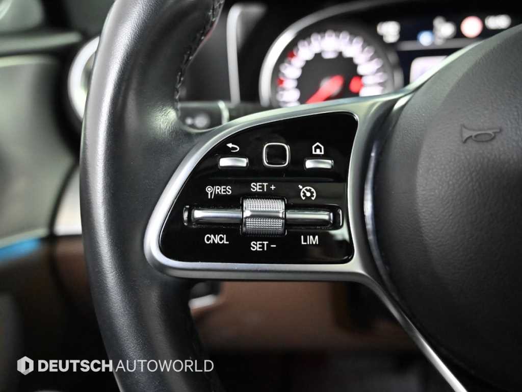 벤츠 E 클래스 E-클래스 W213 E300 아방가르드 이미지 18