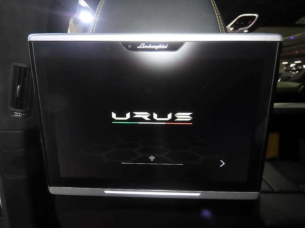 람보르기니 우루스 4.0 V8 이미지 14