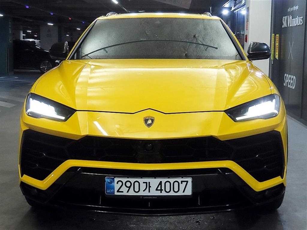 람보르기니 우루스 4.0 V8 이미지 2