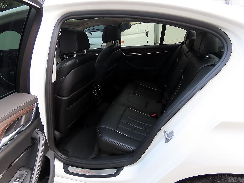 BMW 5시리즈 5시리즈 (G30) 530i xDrive 럭셔리 플러스 이미지 6