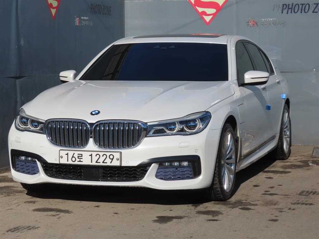 BMW 7시리즈 7시리즈 (G11) 740e i퍼포먼스 M 스포츠 이미지 1