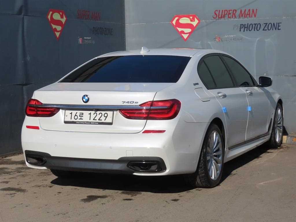 BMW 7시리즈 7시리즈 (G11) 740e i퍼포먼스 M 스포츠 이미지 3