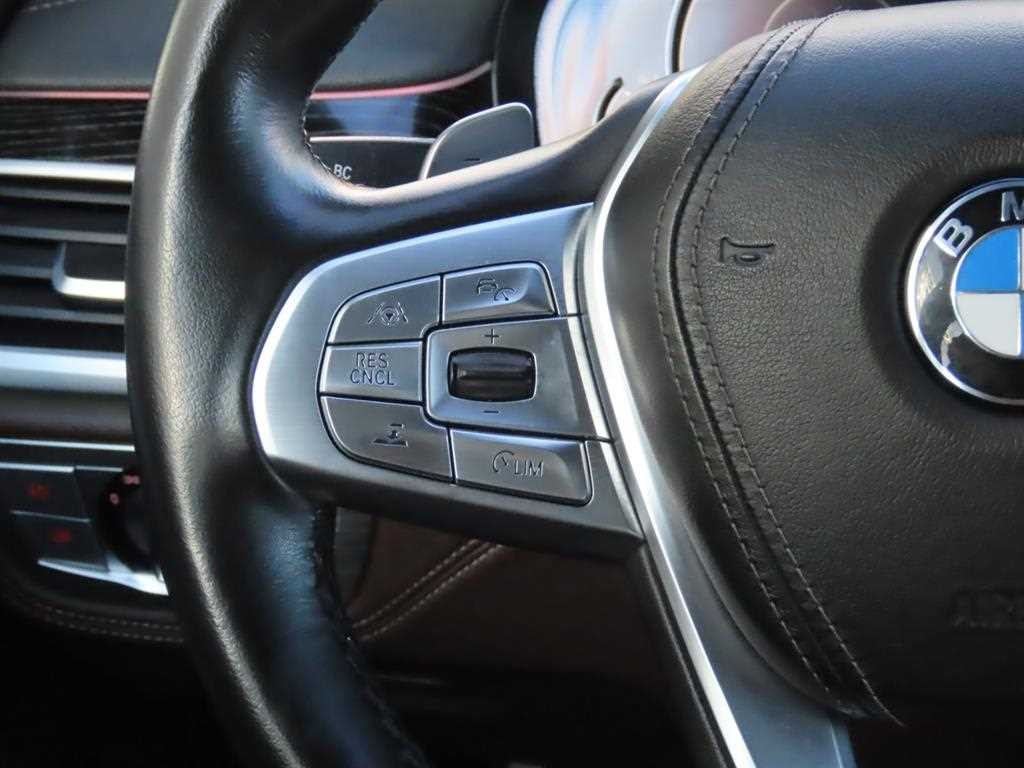BMW 7시리즈 7시리즈 (G11) 740e i퍼포먼스 M 스포츠 이미지 8