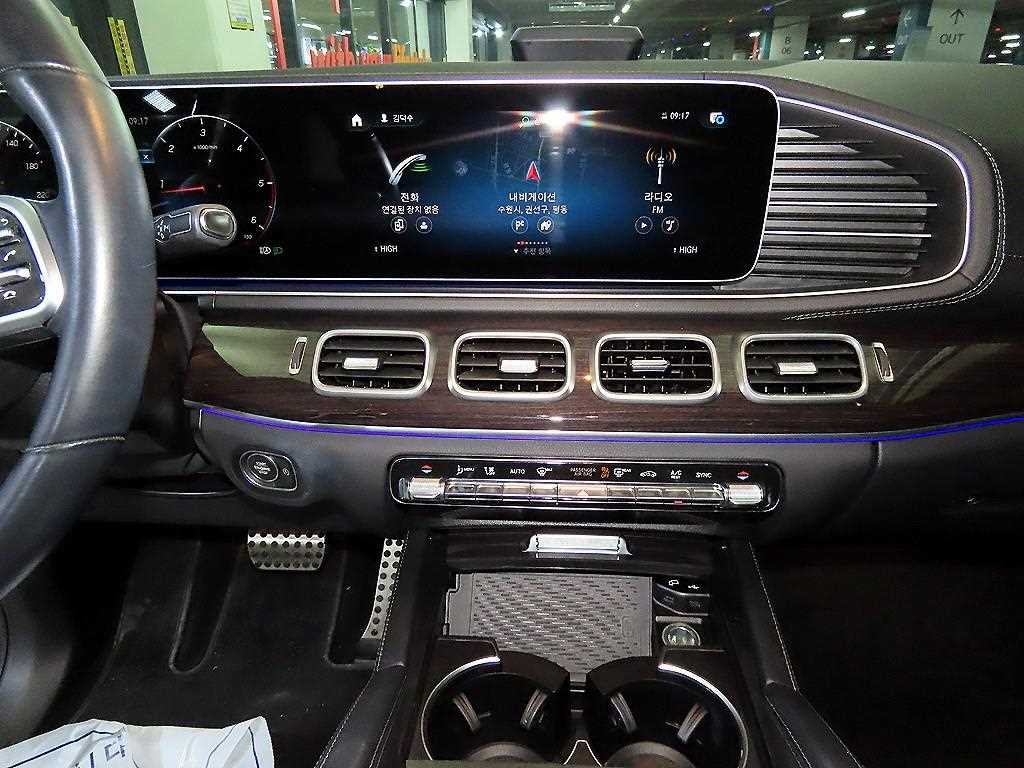벤츠 GLE 클래스 GLE 클래스 W167 GLE 400d 4MATIC 쿠페 이미지 11