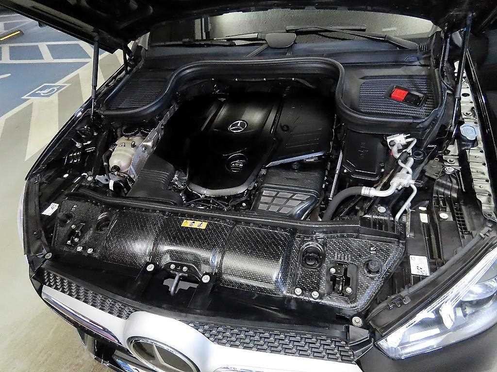 벤츠 GLE 클래스 GLE 클래스 W167 GLE 400d 4MATIC 쿠페 이미지 19