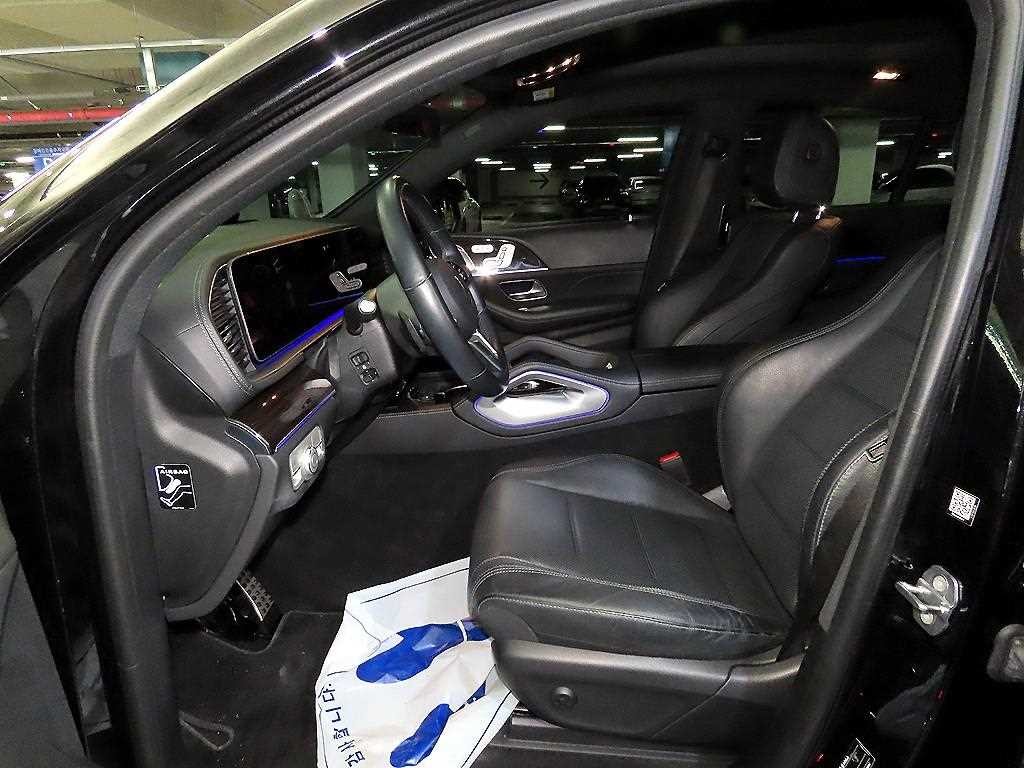 벤츠 GLE 클래스 GLE 클래스 W167 GLE 400d 4MATIC 쿠페 이미지 6