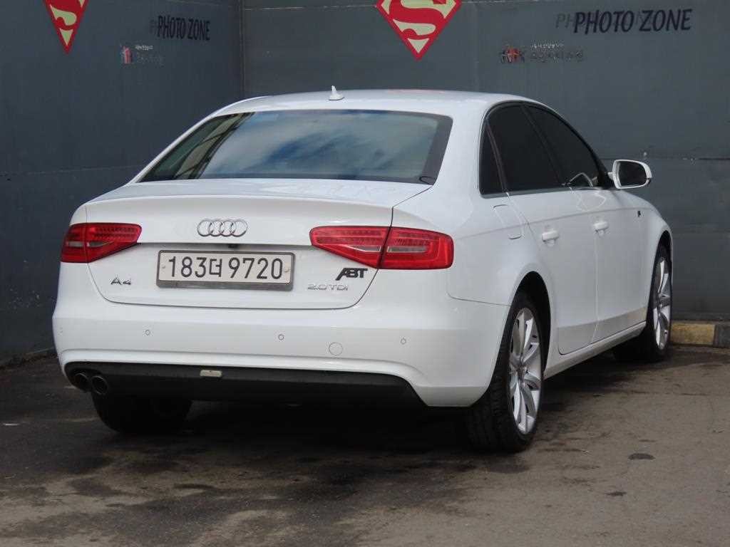 아우디 A4 뉴 A4 2.0 TDI 다이나믹 이미지 3