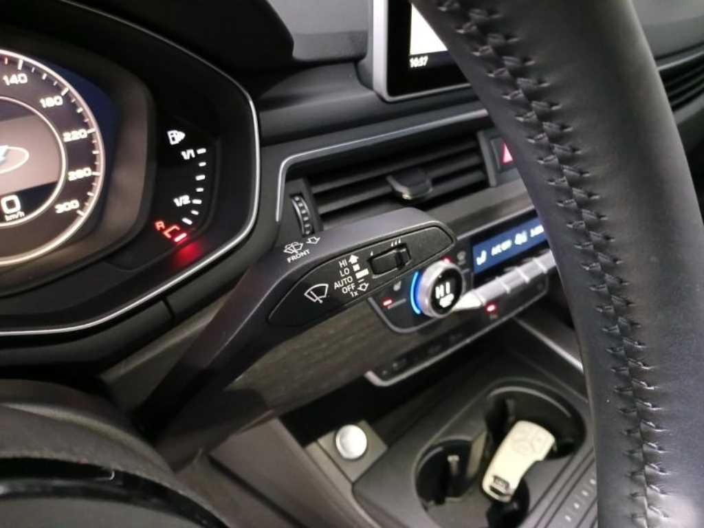아우디 A4 A4 (B9) 40 TFSI 프리미엄 이미지 17