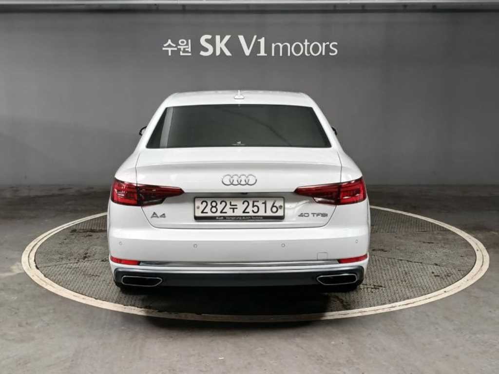 아우디 A4 A4 (B9) 40 TFSI 프리미엄 이미지 2