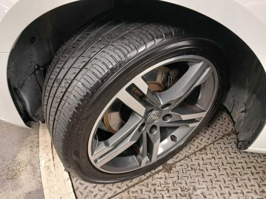 아우디 A4 A4 (B9) 40 TFSI 프리미엄 이미지 20