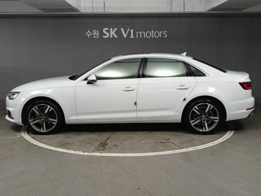 아우디 A4 A4 (B9) 40 TFSI 프리미엄 이미지 3