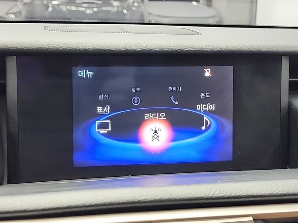 렉서스 IS 뉴IS300 슈프림 이미지 14