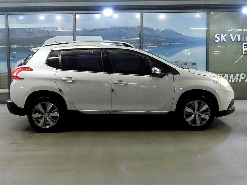 푸조 2008 1.6 E-HDI 펠린 S 이미지 3