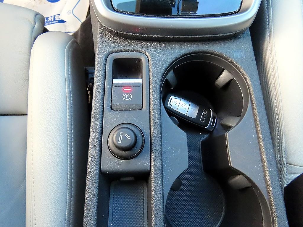 아우디 A3 A3(8Y) 40 TFSI 프리미엄 이미지 12