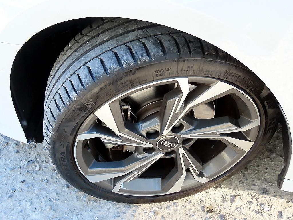 아우디 A3 A3(8Y) 40 TFSI 프리미엄 이미지 20