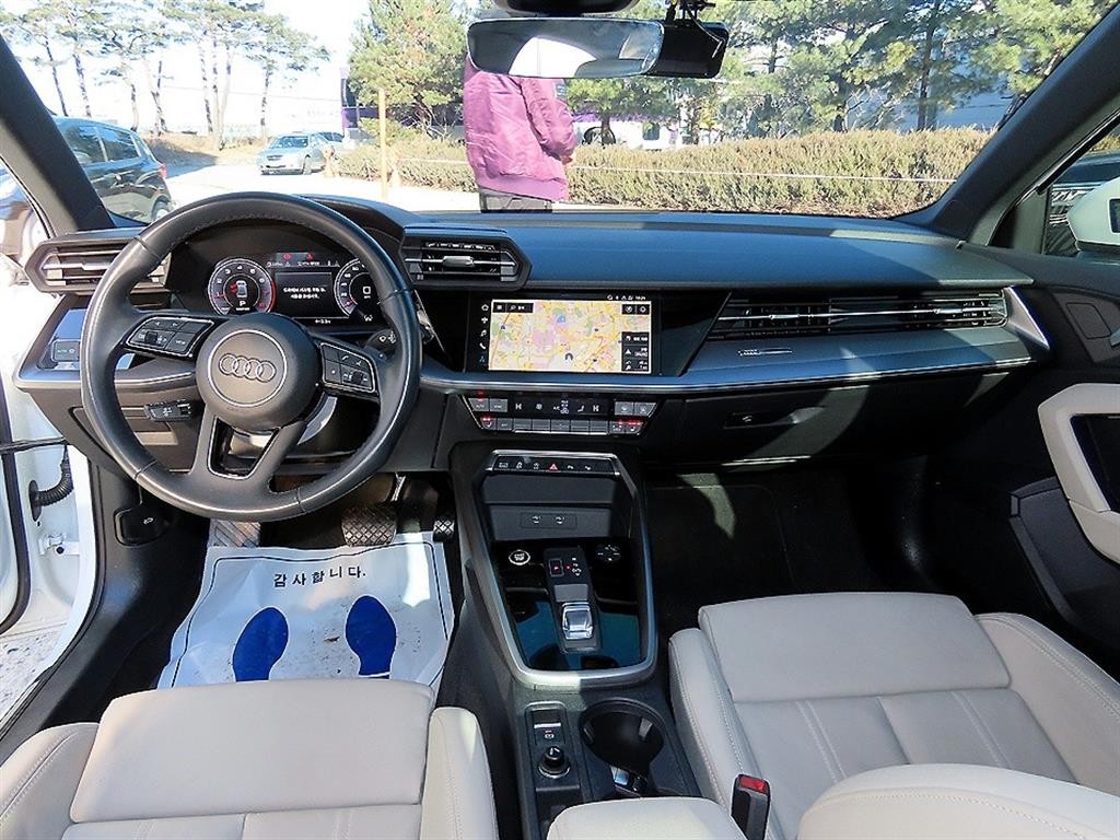 아우디 A3 A3(8Y) 40 TFSI 프리미엄 이미지 7