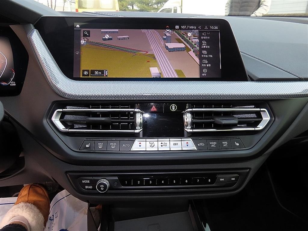 BMW 2시리즈 2시리즈 그란쿠페 (F44) 220i 그란쿠페 스포츠 이미지 13