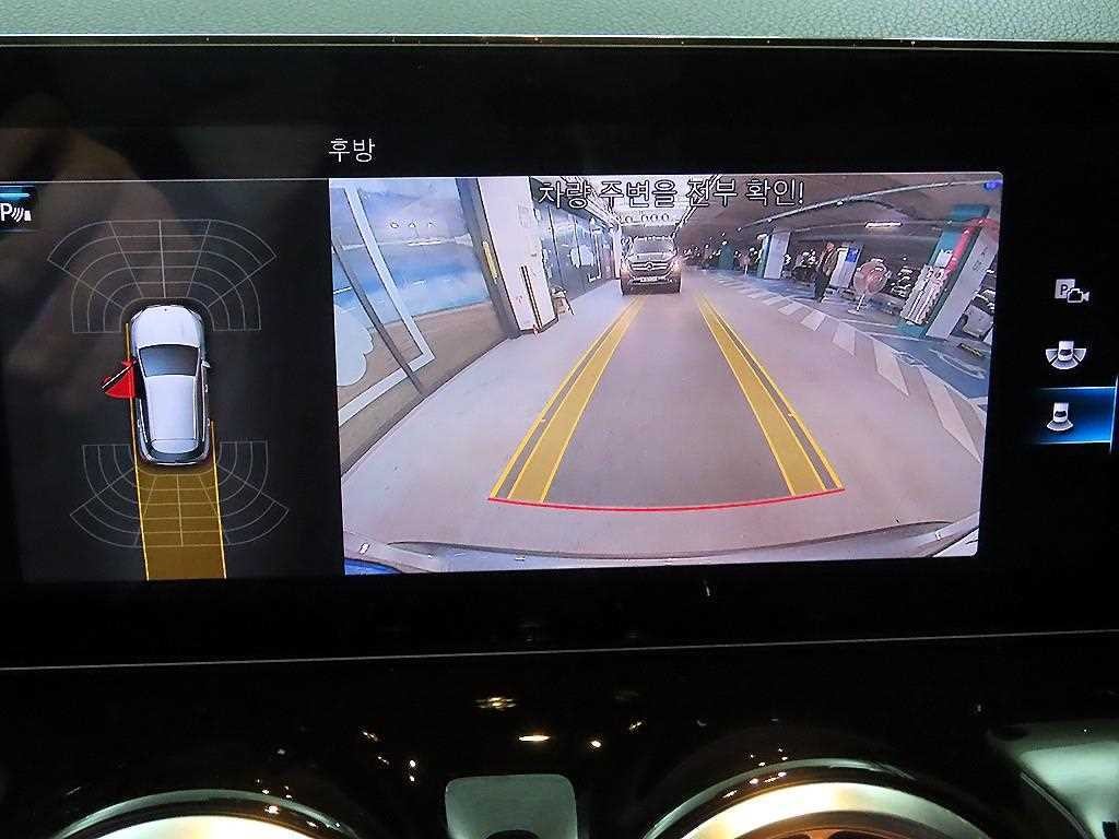 벤츠 GLA 클래스 GLA클래스 H247 GLA45 AMG 4MATIC + 이미지 14