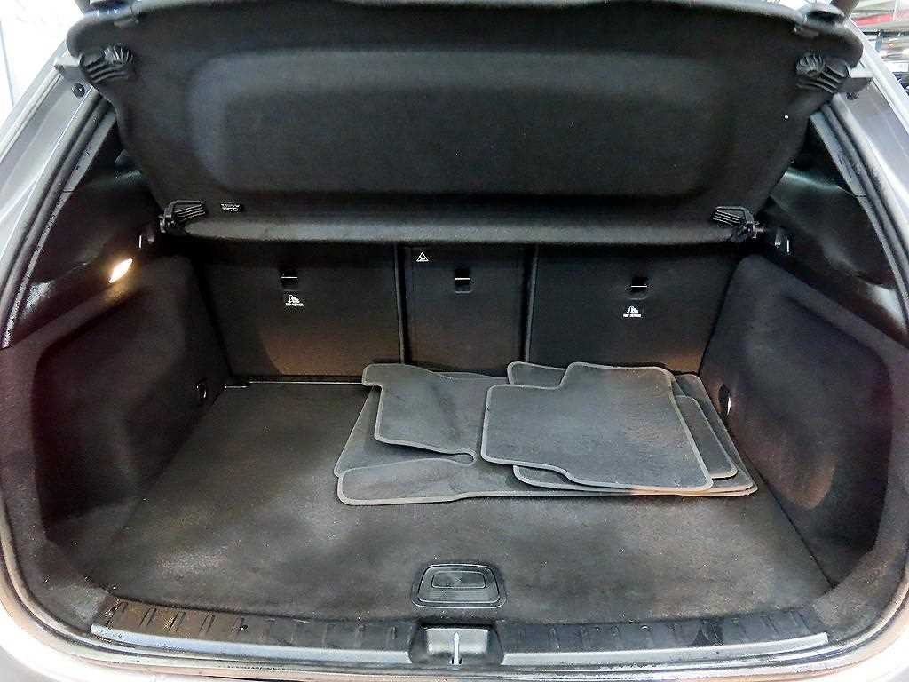 벤츠 GLA 클래스 GLA클래스 H247 GLA45 AMG 4MATIC + 이미지 17