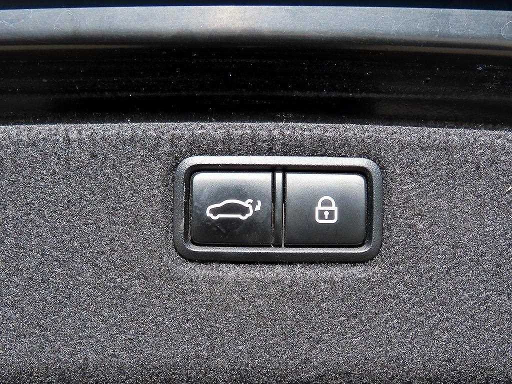 제네시스 G80 3.3 GDI AWD 프리미엄 럭셔리 이미지 17