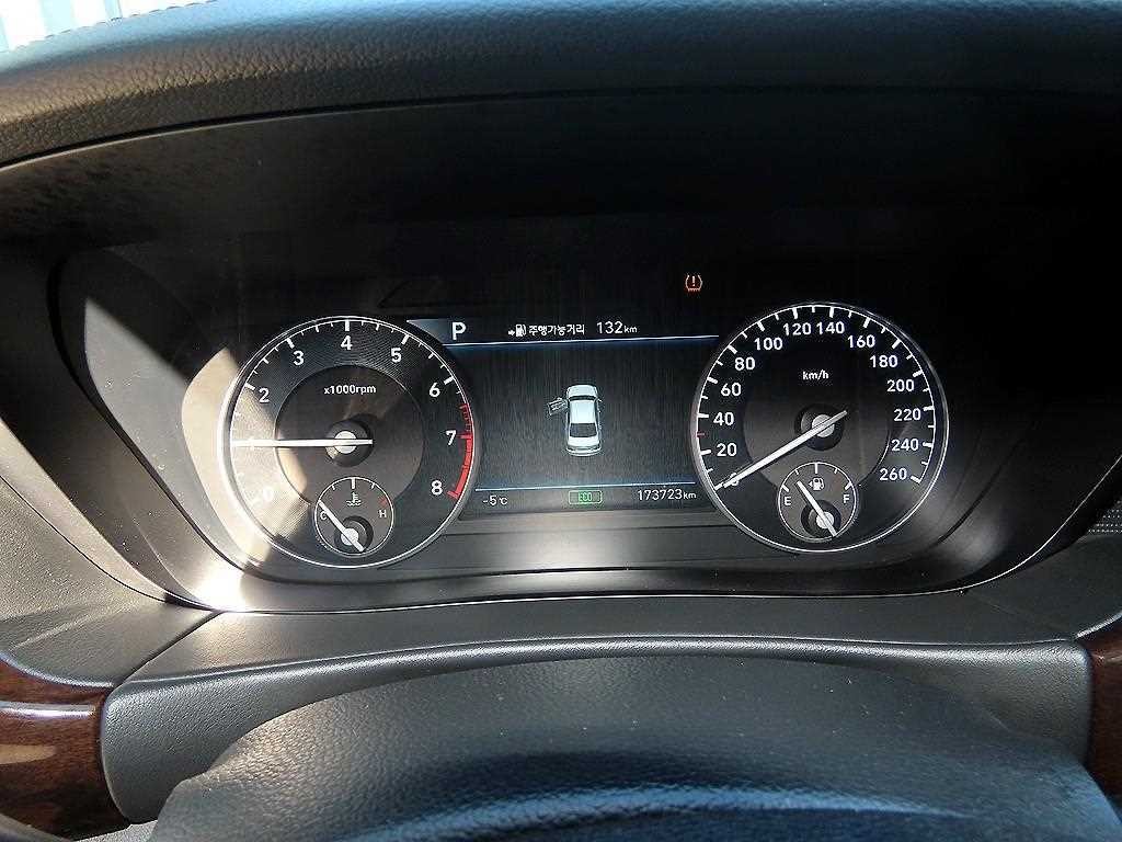 제네시스 EQ900 3.8 GDI AWD 럭셔리 이미지 9