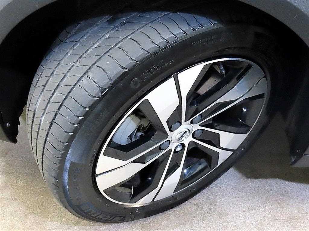 볼보 V60 V60 크로스 컨트리 2세대 2.0 B5 프로 AWD 이미지 20