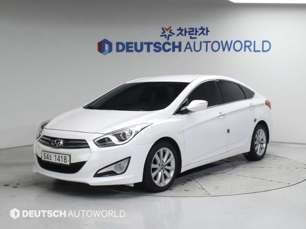 현대 i40 i40Saloon 1.7 VGT SMART 이미지 1