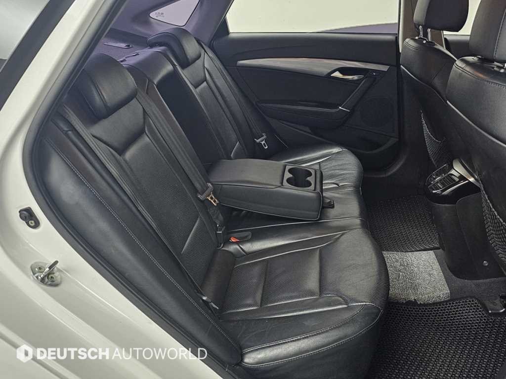 현대 i40 i40Saloon 1.7 VGT SMART 이미지 12