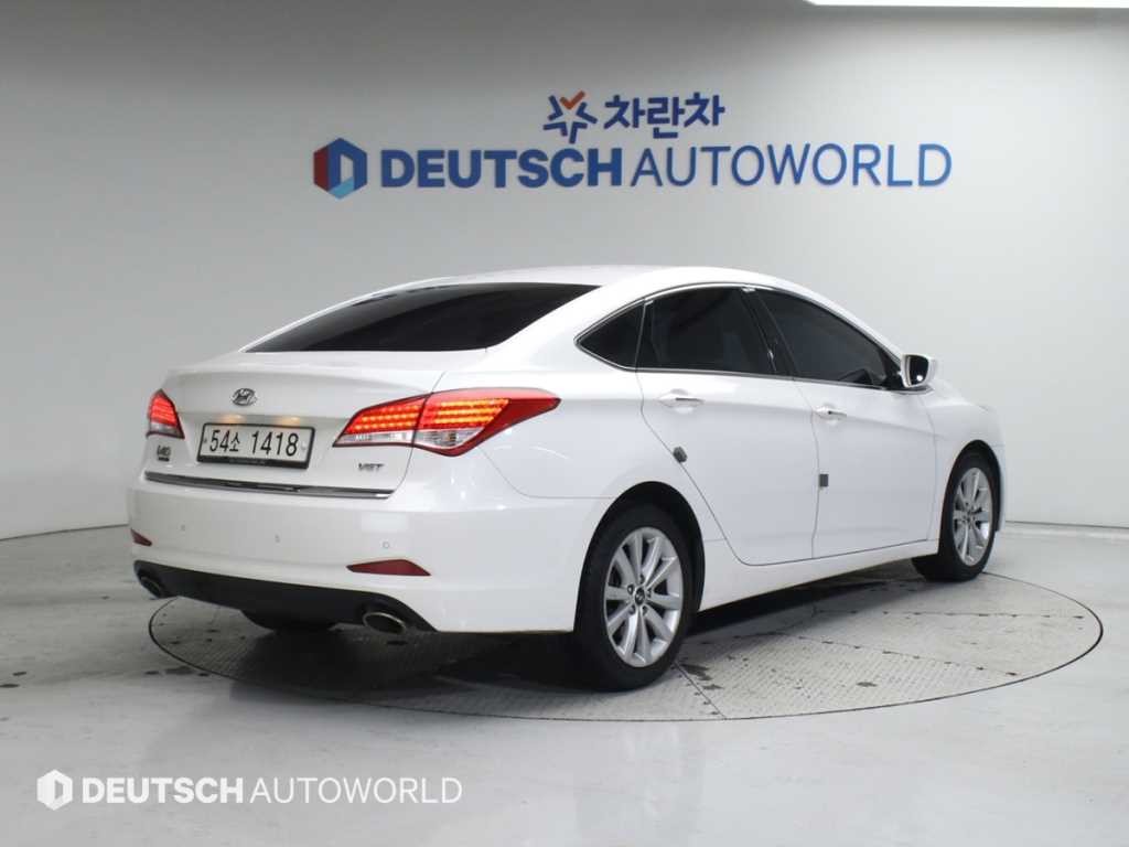 현대 i40 i40Saloon 1.7 VGT SMART 이미지 2
