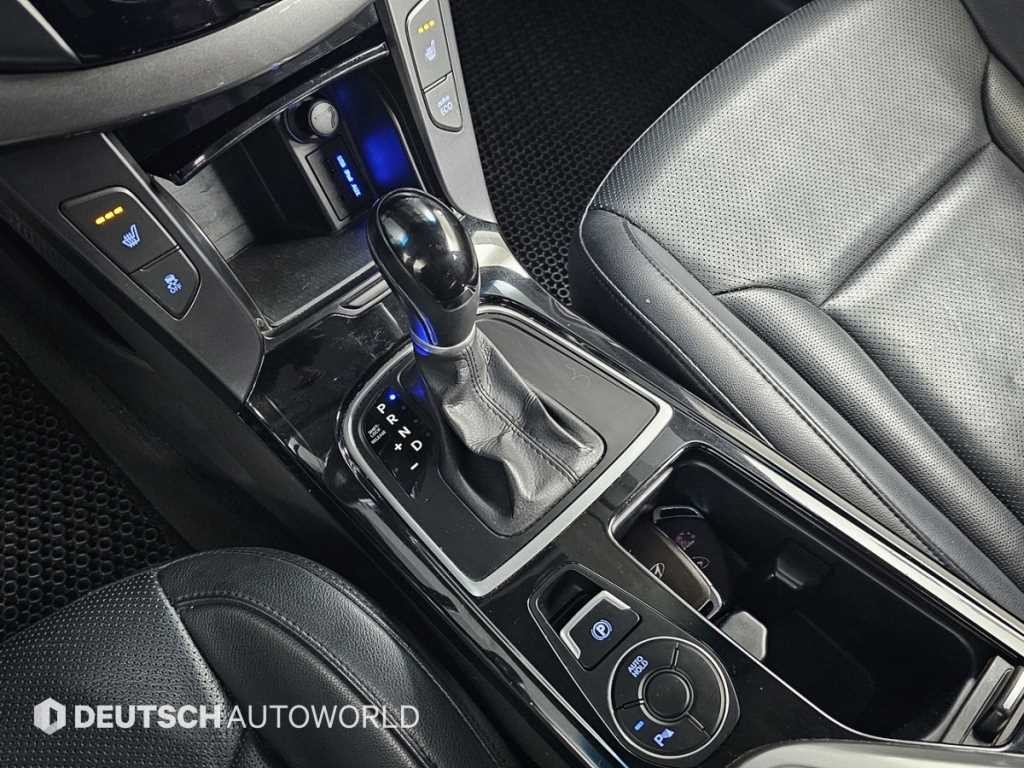 현대 i40 i40Saloon 1.7 VGT SMART 이미지 9