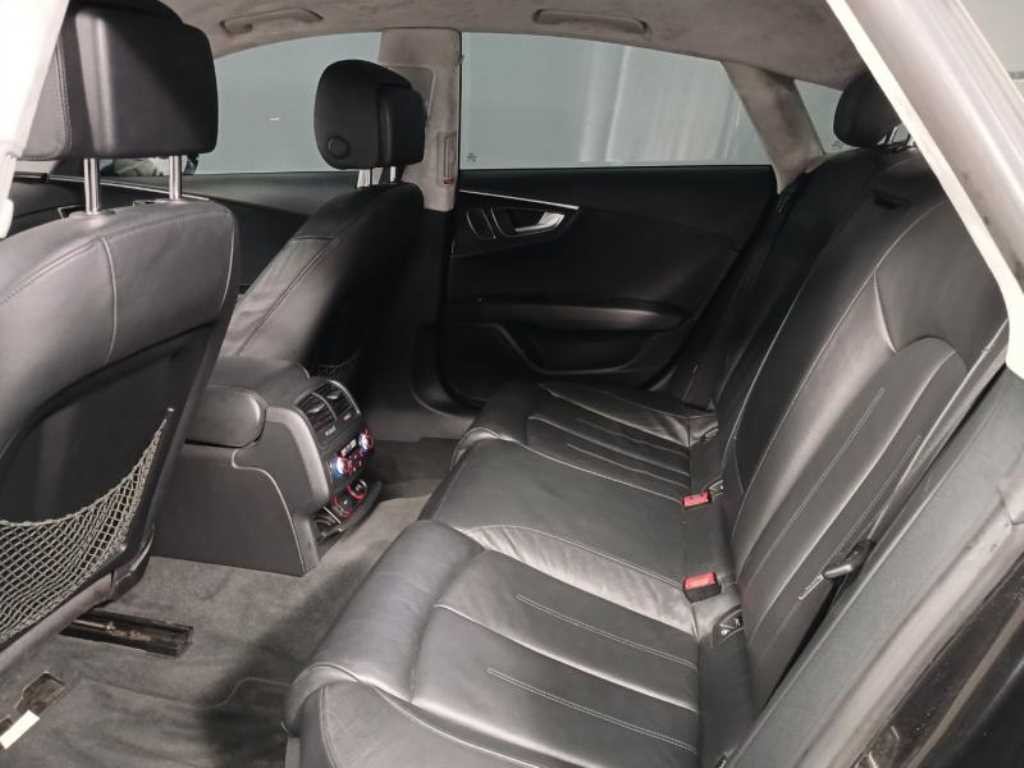 아우디 A7 3.0 TFSI 콰트로 다이나믹 이미지 8
