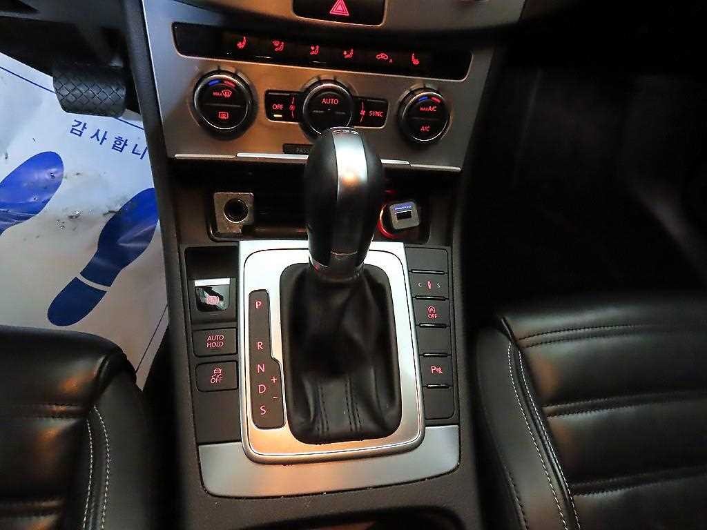 폭스바겐 CC 뉴 CC 2.0 TDI 블루모션 이미지 12
