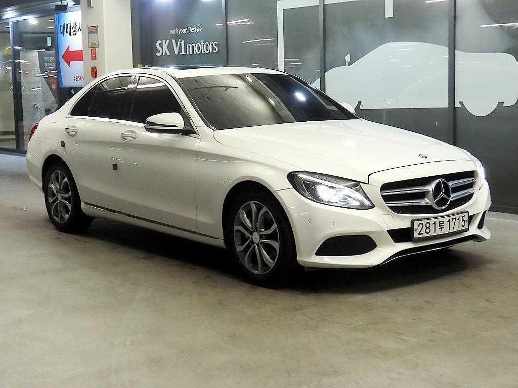 벤츠 C 클래스 C클래스 W205 C200 이미지 1