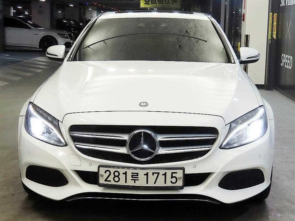 벤츠 C 클래스 C클래스 W205 C200 이미지 2