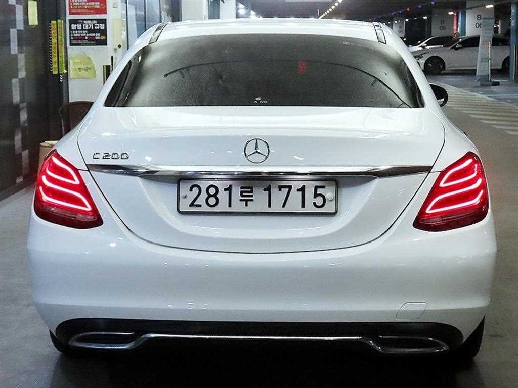 벤츠 C 클래스 C클래스 W205 C200 이미지 5