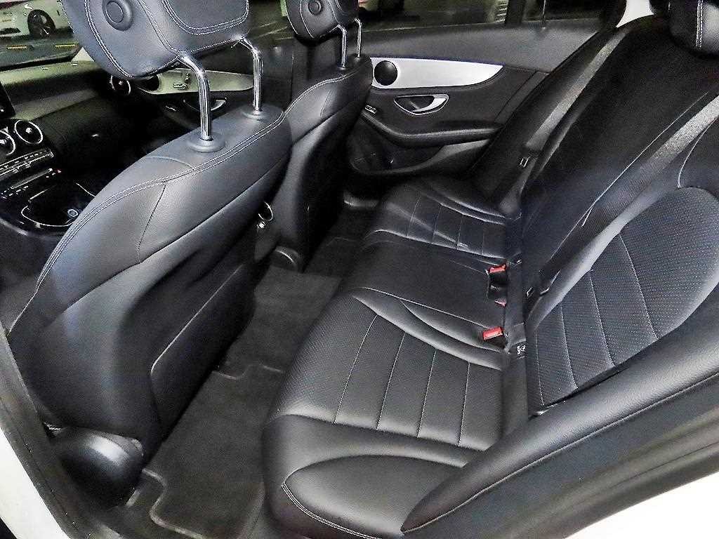 벤츠 C 클래스 C클래스 W205 C200 이미지 7