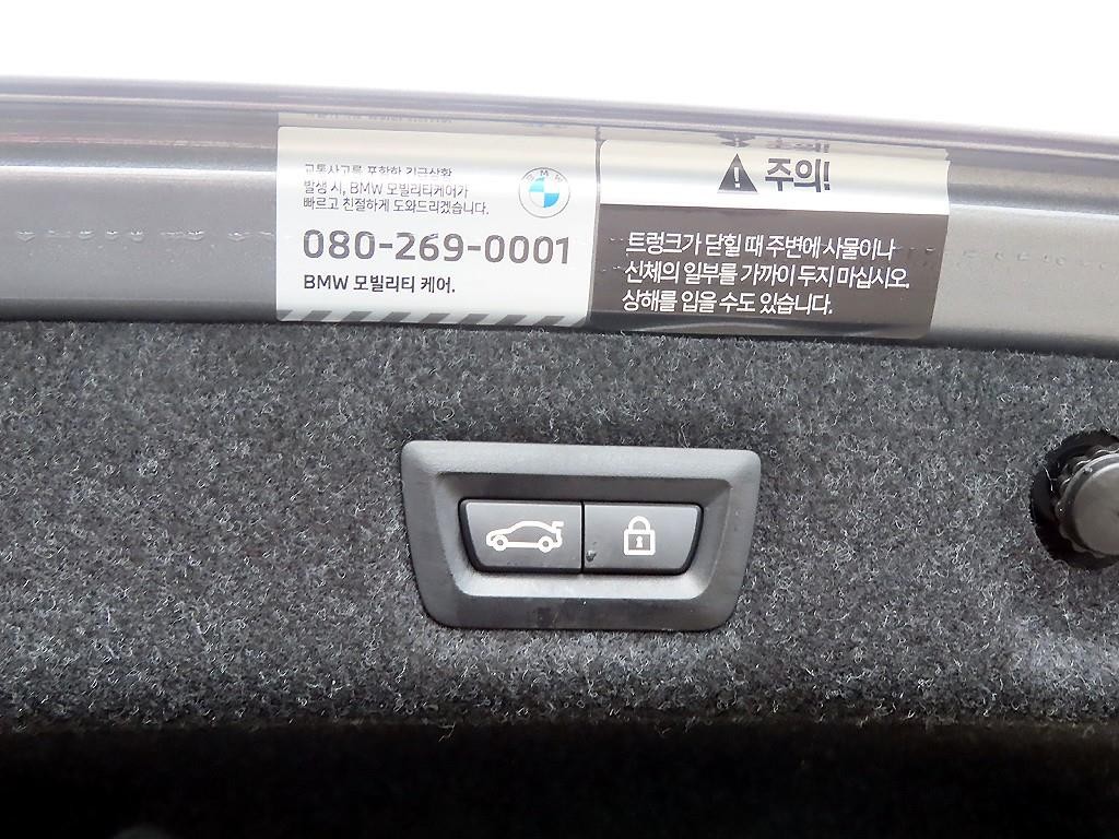 BMW 5시리즈 5시리즈 (G30) 520i 럭셔리 이미지 17