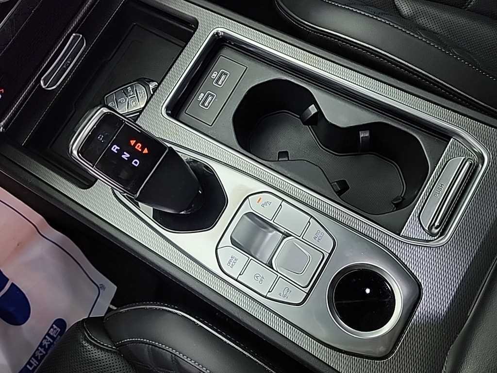 KG모빌리티(쌍용) 렉스턴 올 뉴 렉스턴 (Y450) 디젤 2.2 2WD 프레스티지 이미지 8