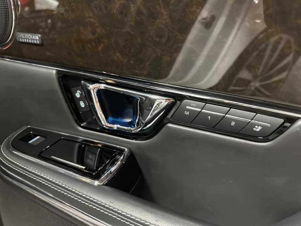 재규어 XJ XJ (X351) 3.0D XJ50 LWB 이미지 17