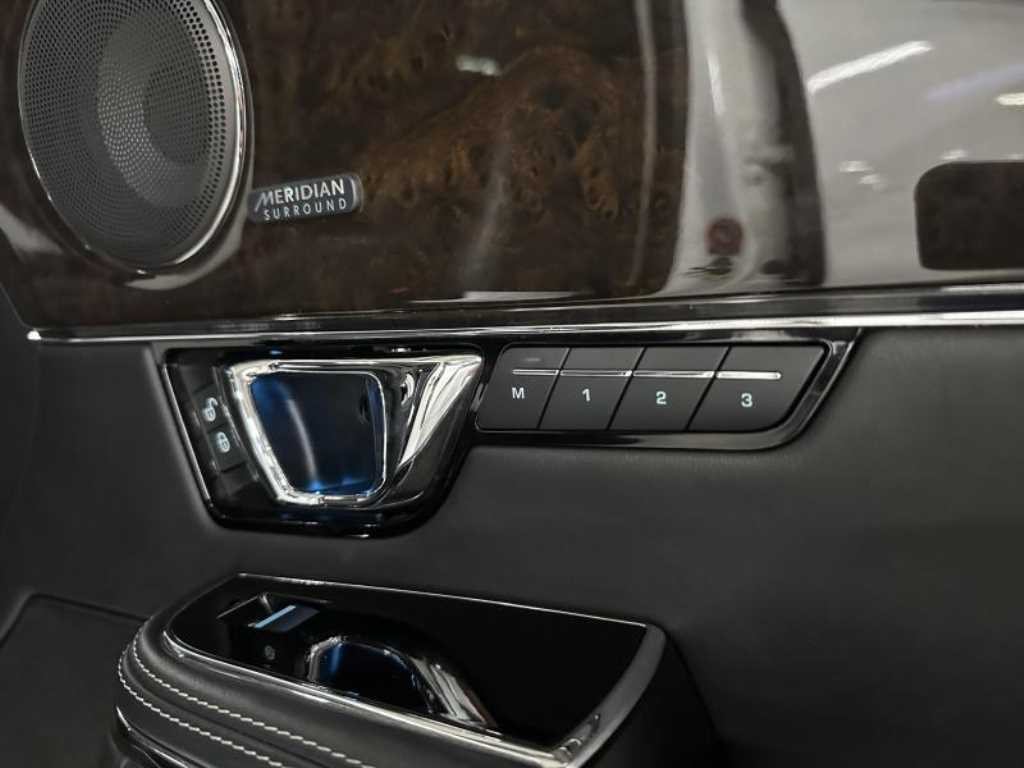 재규어 XJ XJ (X351) 3.0D XJ50 LWB 이미지 20