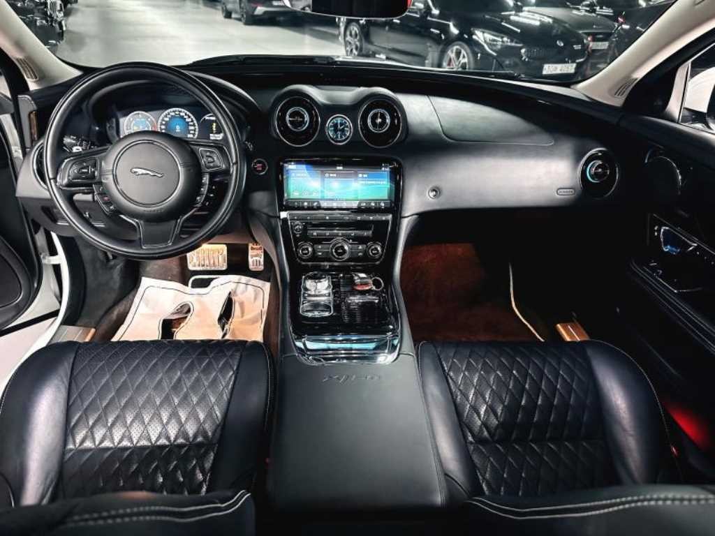 재규어 XJ XJ (X351) 3.0D XJ50 LWB 이미지 5