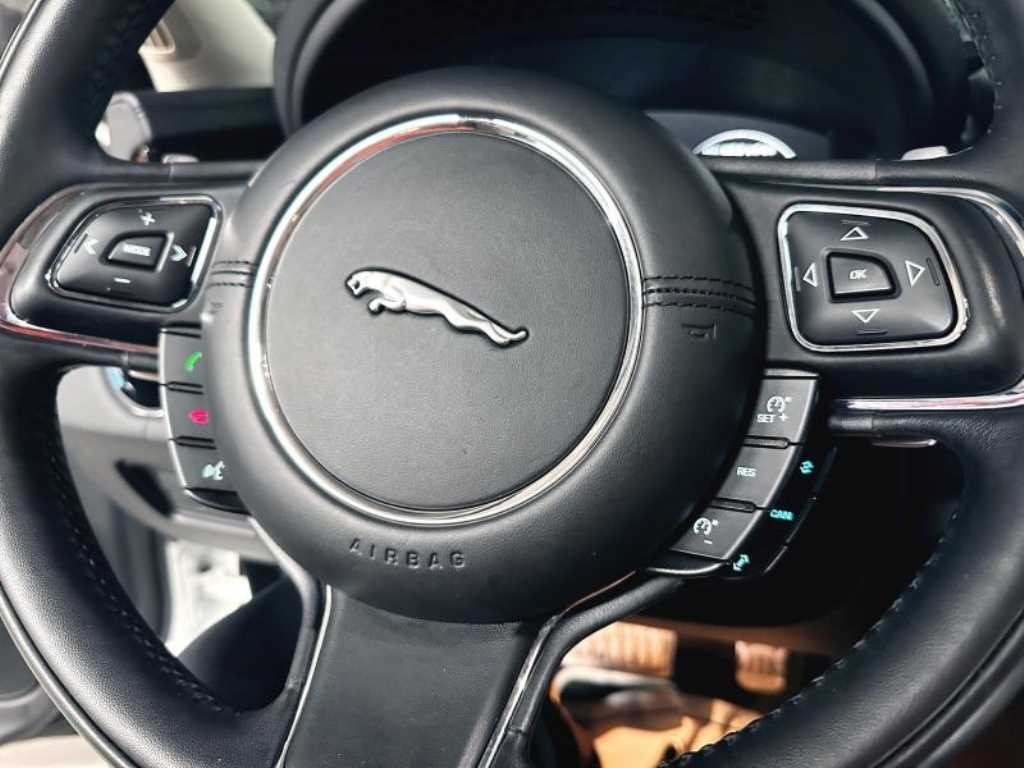 재규어 XJ XJ (X351) 3.0D XJ50 LWB 이미지 6