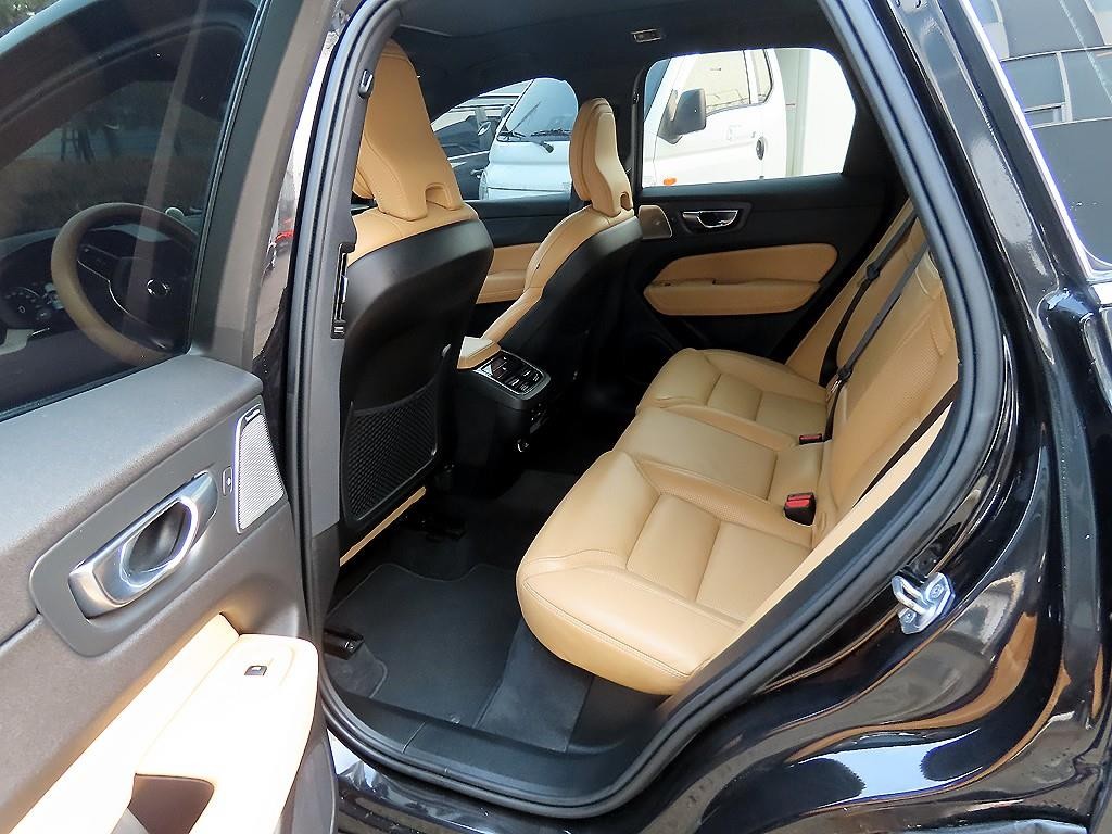 볼보 XC60 XC60(2세대) T6 AWD 인스크립션 이미지 6