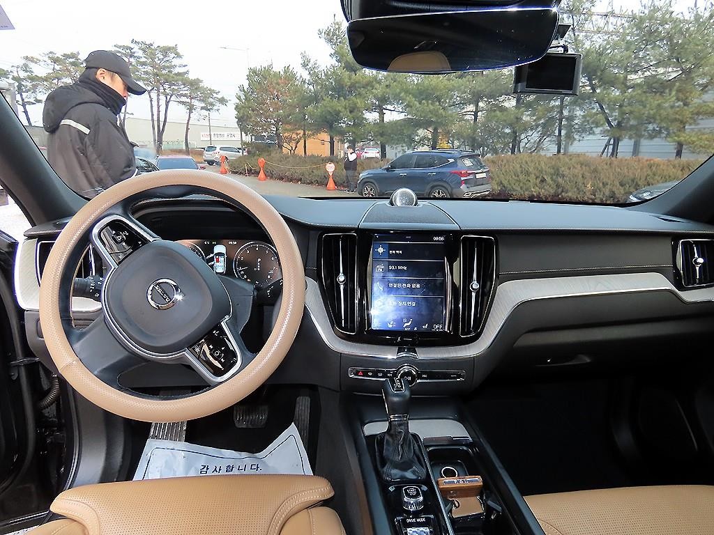 볼보 XC60 XC60(2세대) T6 AWD 인스크립션 이미지 7